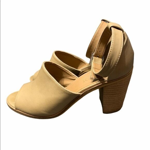 Catherine Malandrino Strapped Sandals  - Picture 4 of 10